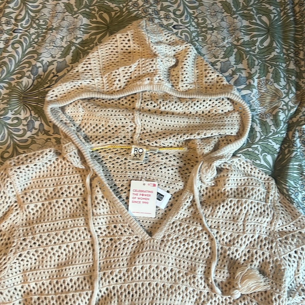 Roxy eyelet sweatshirt